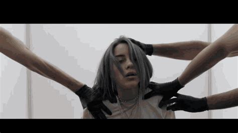 billie eilish bouncing boobs